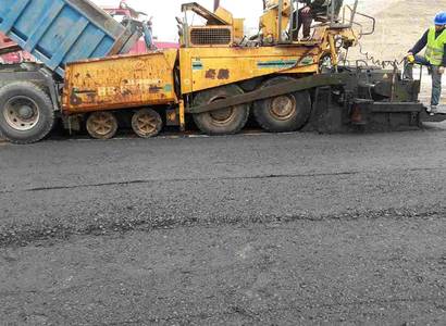 Construction of road and pavement by asphalt between Ein Rumadaniat and Assal Roads in Al-Sharqat